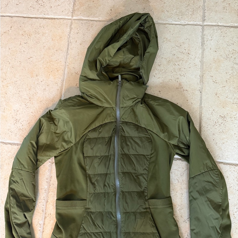 Lululemon Down for it All Jacket - Picture 3 of 6